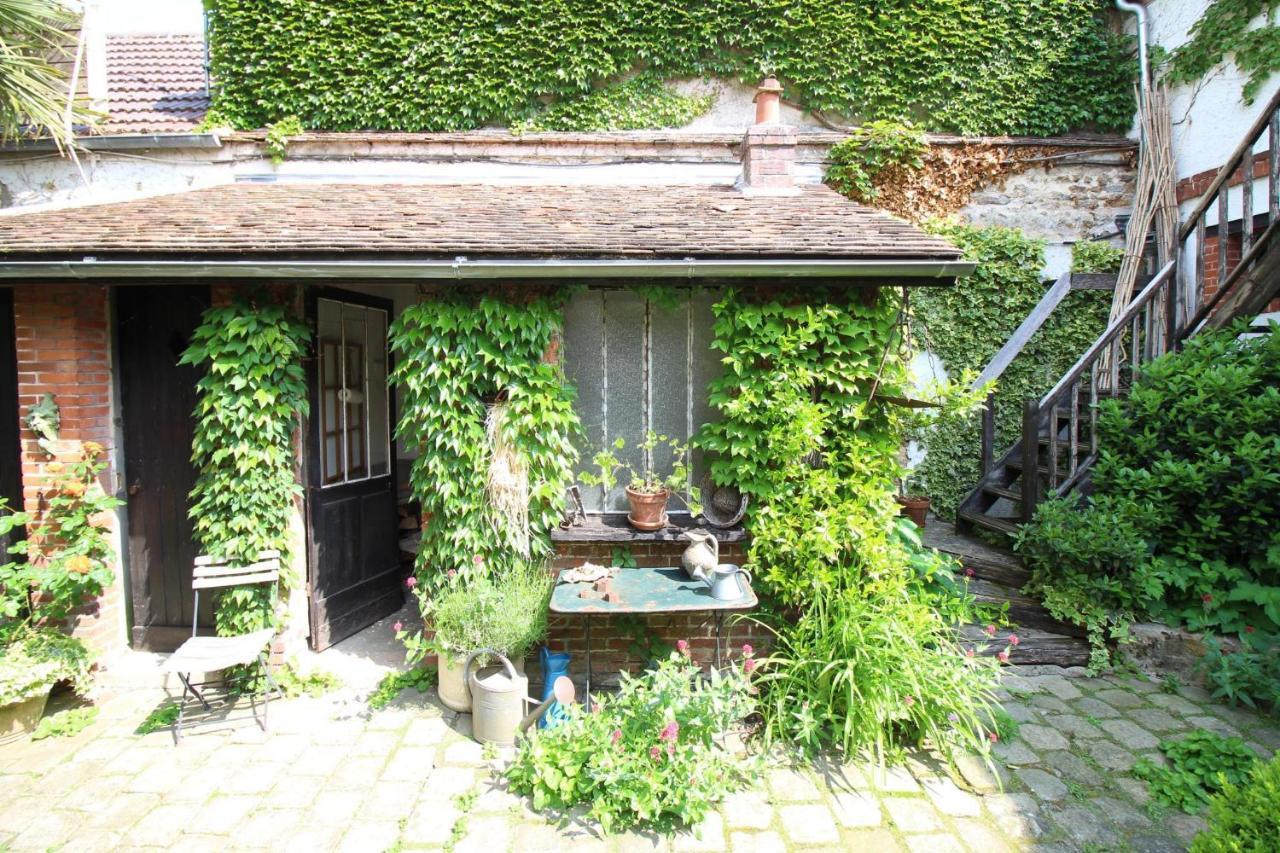 Bed and Breakfast Jardin De Mathilde Nangis Экстерьер фото